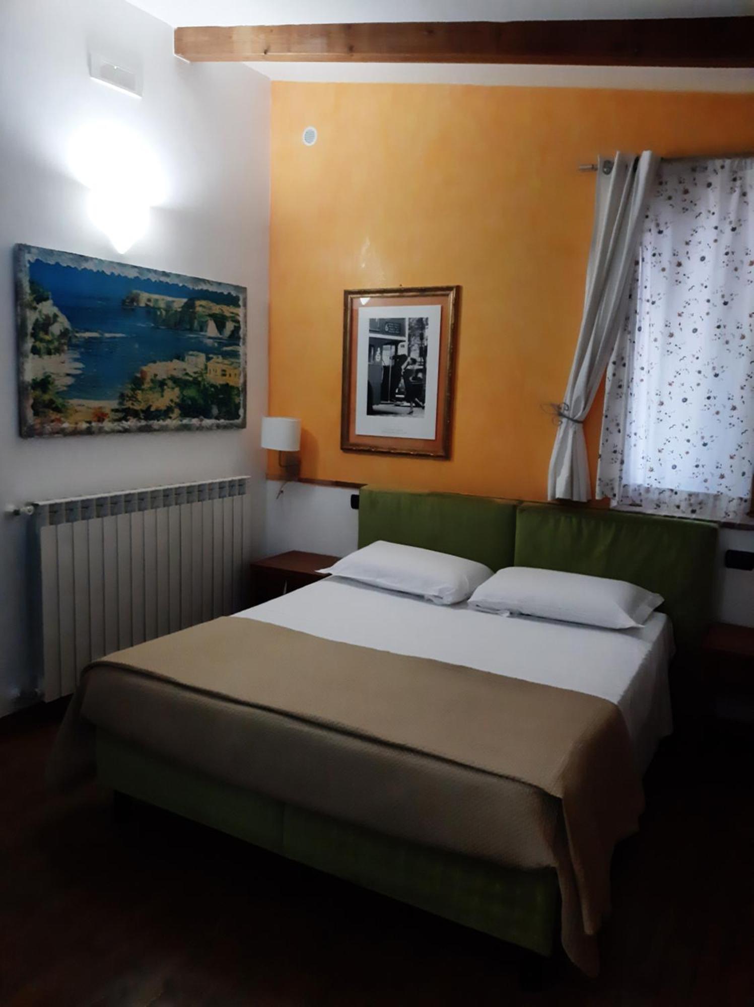 Villa Mola Bed And Breakfast Corbara  Eksteriør billede