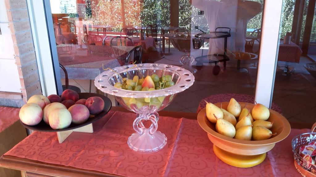 Villa Mola Bed And Breakfast Corbara  Eksteriør billede